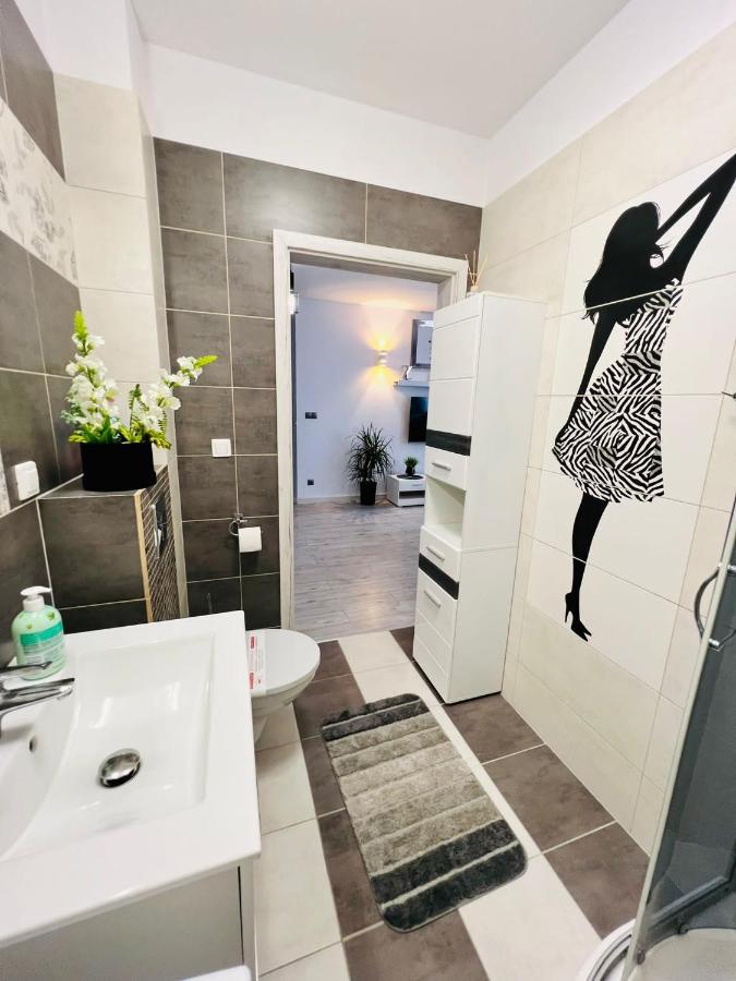 Apartment Eva 2 *